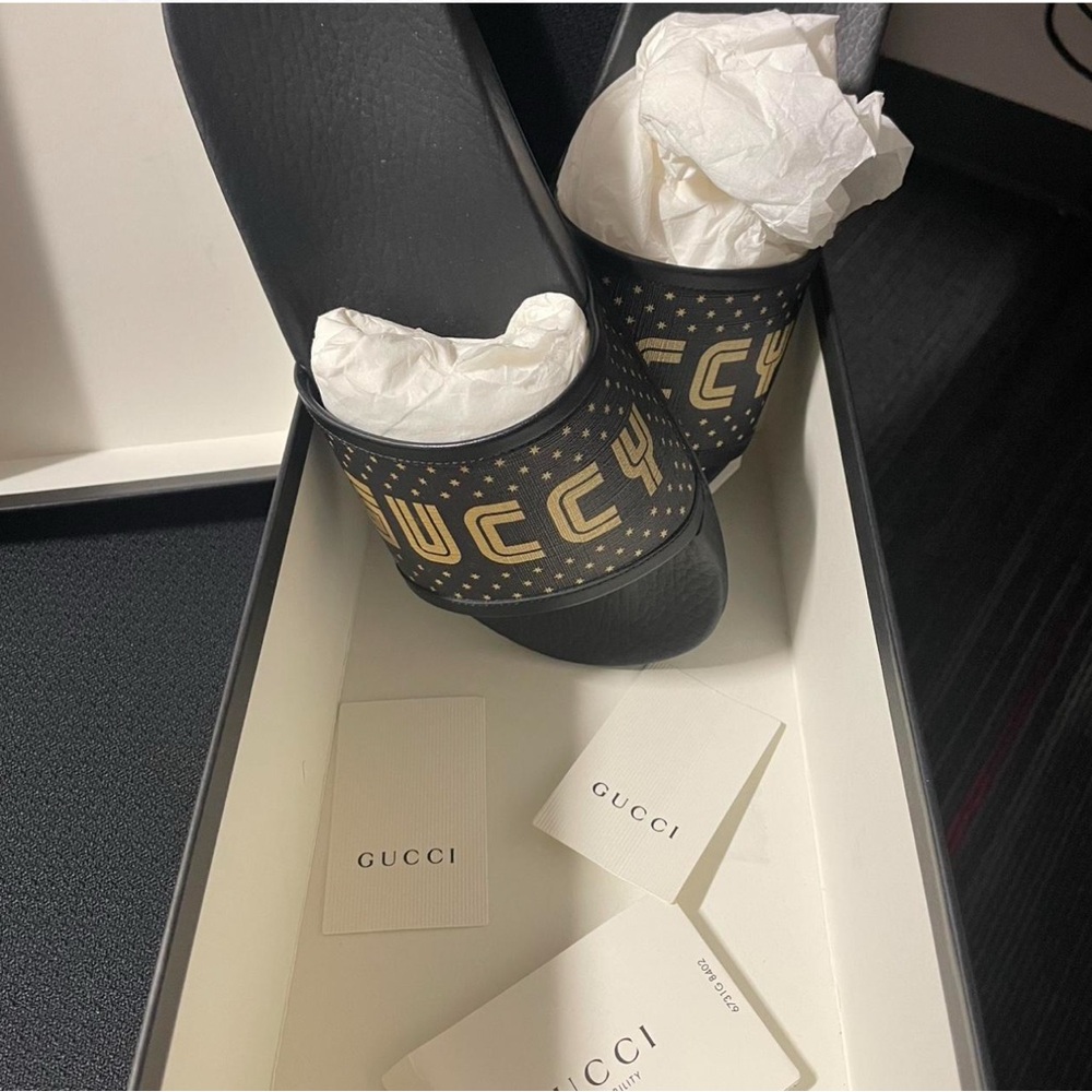 Gucci Black and Gold Star Pattern Men's Slides - Picture 7 of 7